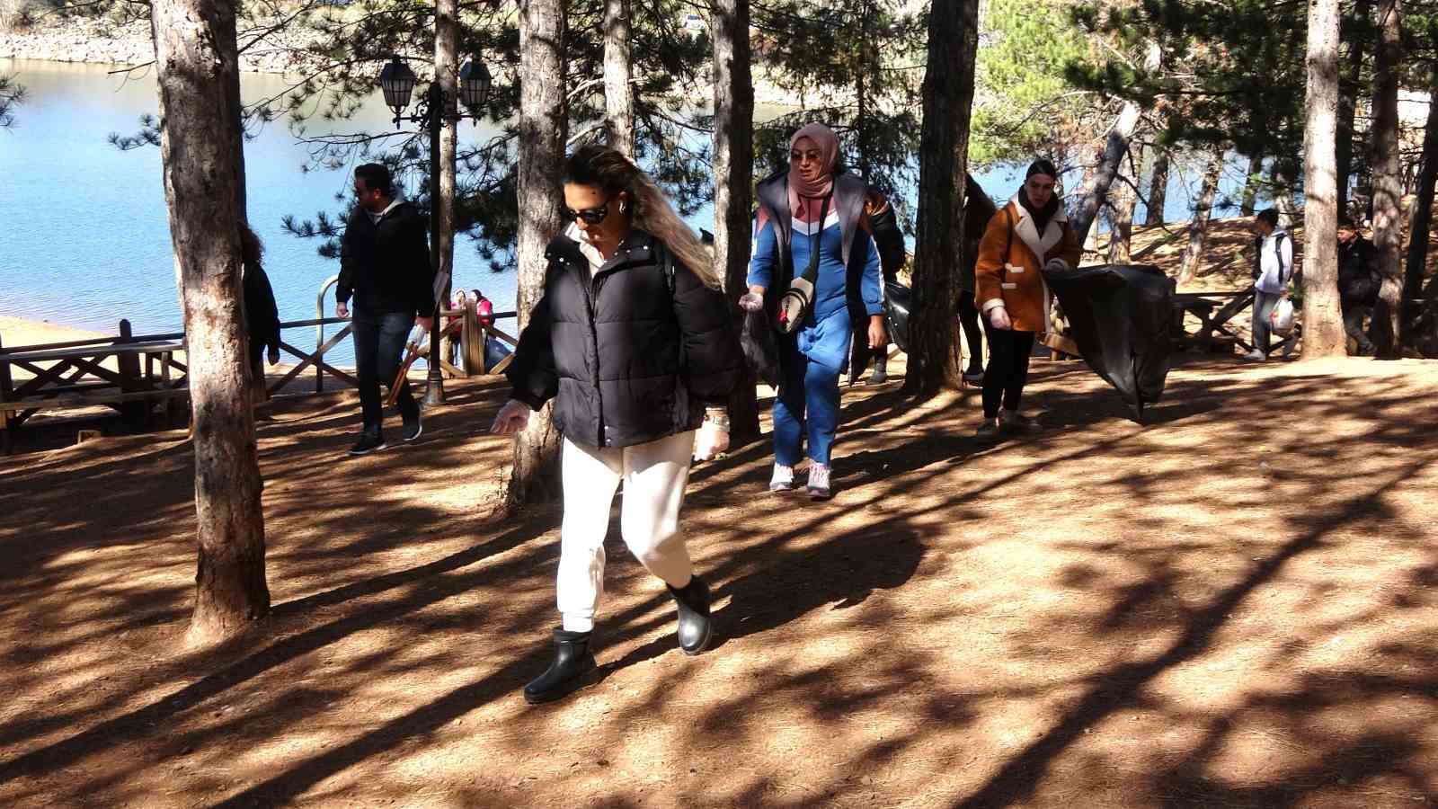 Yozgat'ın Çamlığı Milli Parkı'nda Doğa Dostu Temizlik
