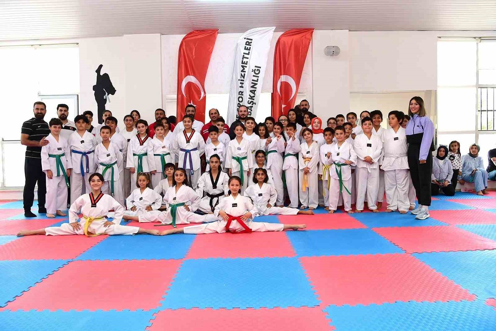 Malatya'da Kuşakların Dansı: Taekwondo Sınavı Gerçekleşti
